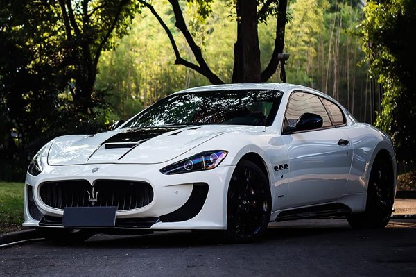 Maserati Gran Turismo Sovrano �� ������ DMC