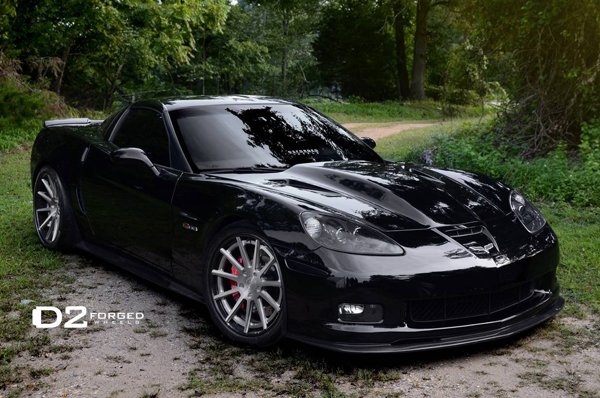 700-������� Corvette Z06 �� ������ D2Forged Wheels